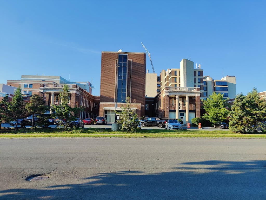 Samaritan Hospital | 2215 Burdett Ave, Troy, NY 12180, USA | Phone: (518) 271-3300