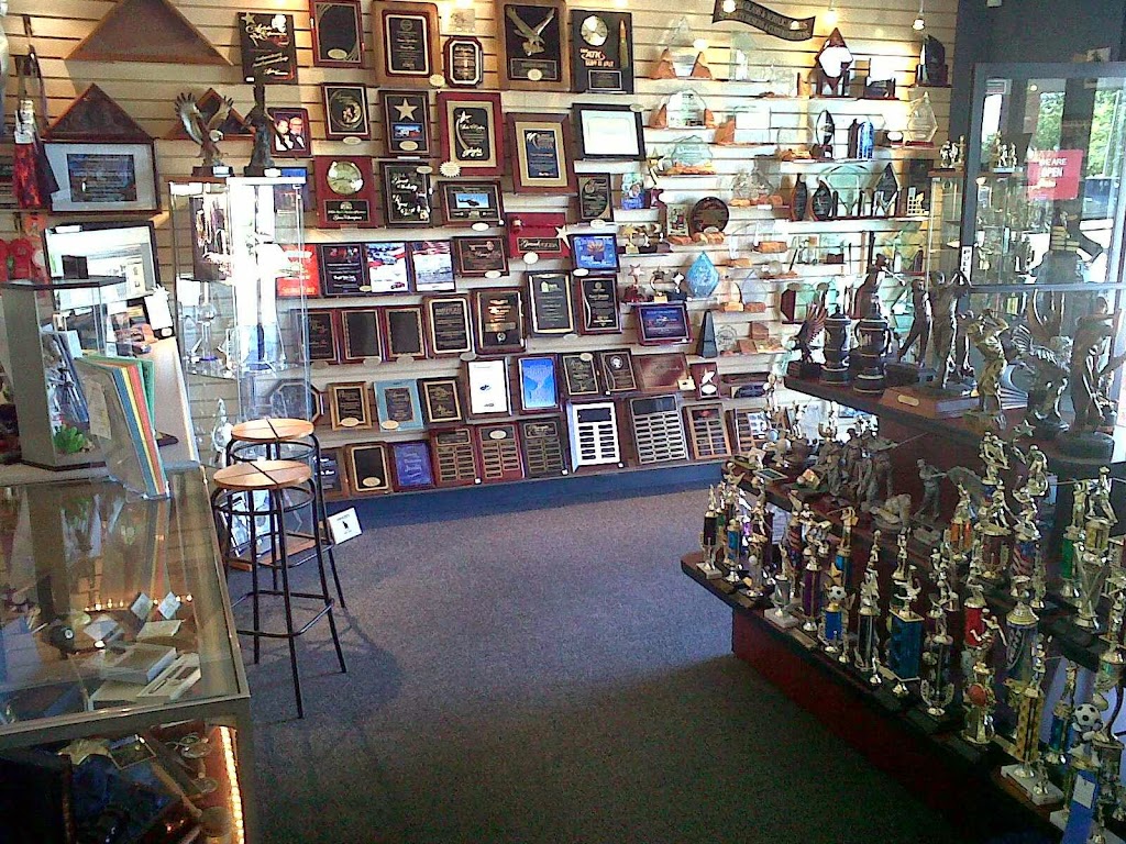 Alpha Creations Awards, LLC | 1170 N Gilbert Rd #126, Gilbert, AZ 85234, USA | Phone: (480) 807-1661