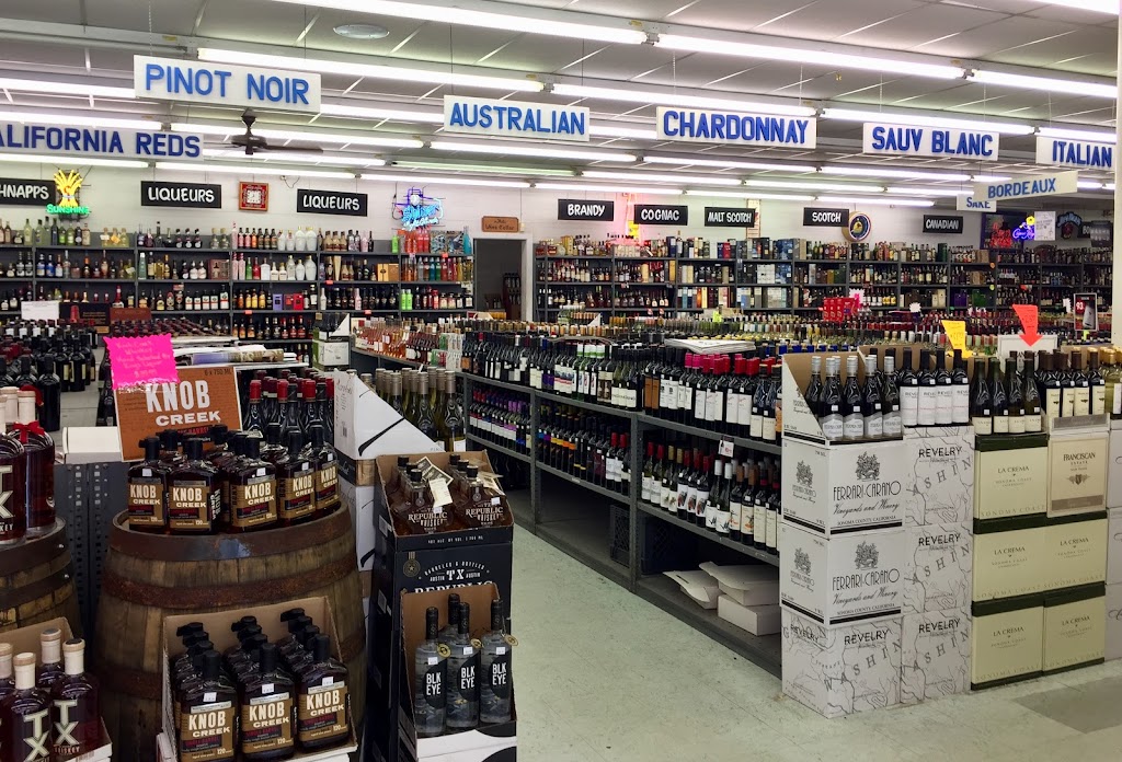 Kings Liquor | 2810 W Berry St, Fort Worth, TX 76109, USA | Phone: (817) 923-3737