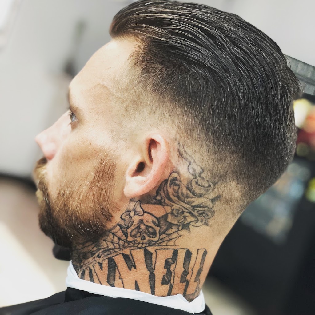 AzMasterBarbers | 2303 N 44th St #4, Phoenix, AZ 85008, USA | Phone: (602) 752-0010