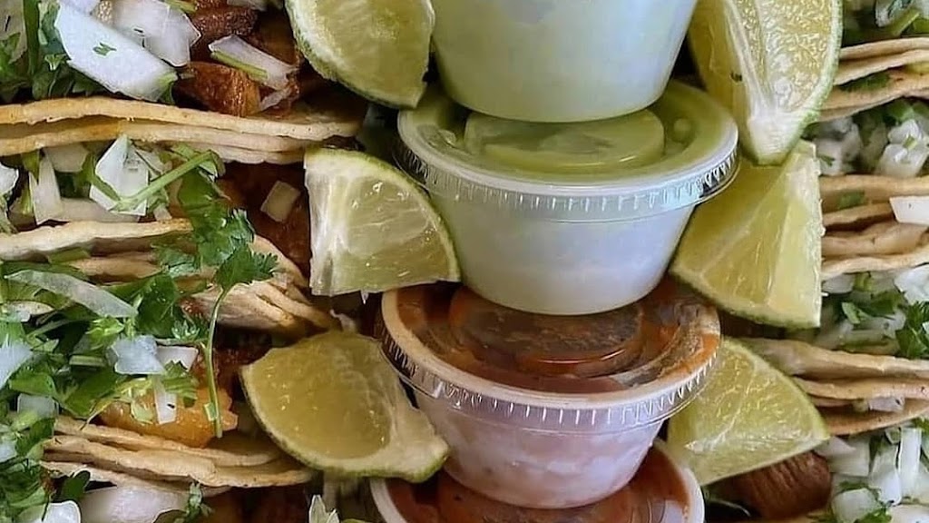 Tacos El Bueno | 700 E Grand Ave, Marshall, TX 75670, USA | Phone: (430) 588-7120