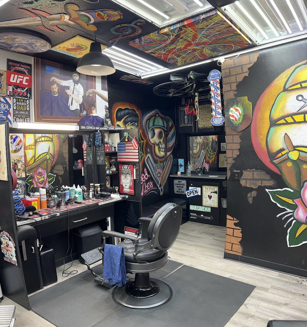 Luis Josuel Barber Studio | 925 S Orange Blossom Trail, Apopka, FL 32703, USA | Phone: (407) 703-8441