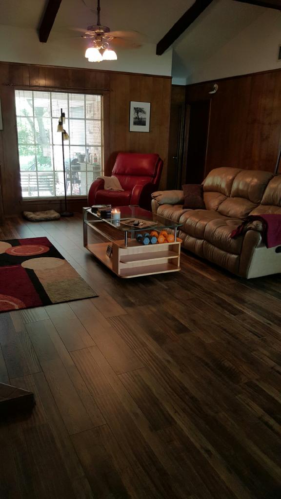 Carpet and Flooring Liquidators | 925 E Avenue J, Grand Prairie, TX 75050, USA | Phone: (972) 525-5300