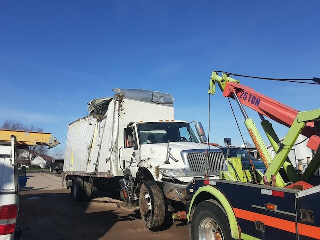 L & M Towing And Repair | 7113 W River Rd, Vermilion, OH 44089, USA | Phone: (440) 967-8102