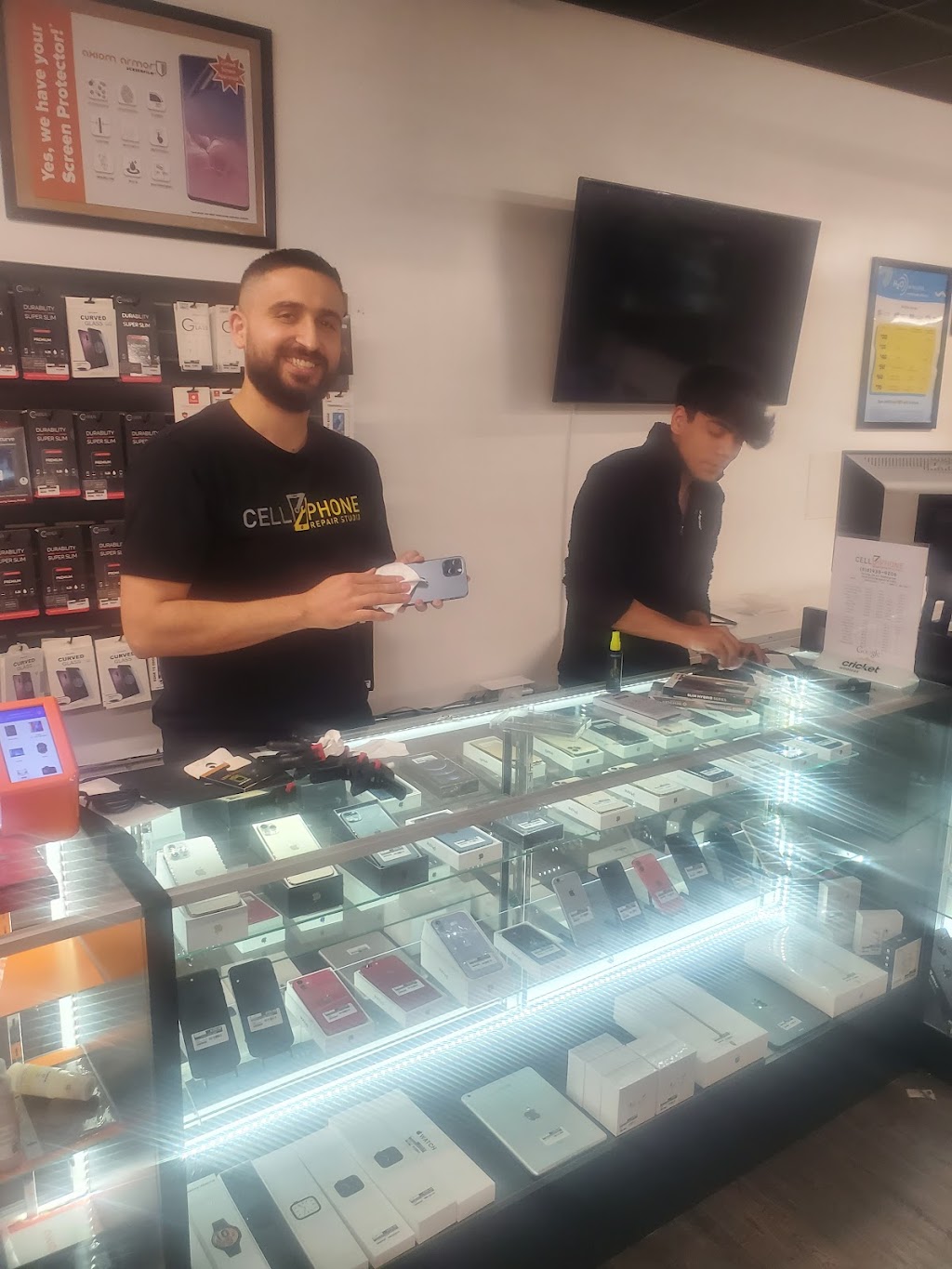 CellPhoneRepair Studio Reseda | 7626 Reseda Blvd, Reseda, CA 91335, USA | Phone: (818) 938-9206