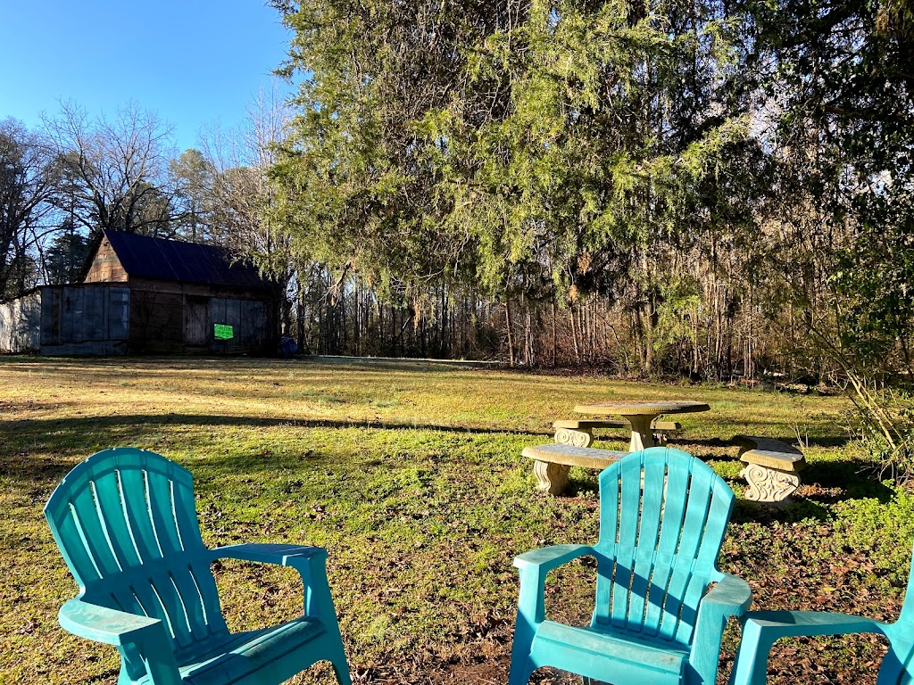 The Uwharrie River House | 3755 NC-109, Troy, NC 27371, USA | Phone: (910) 585-7131