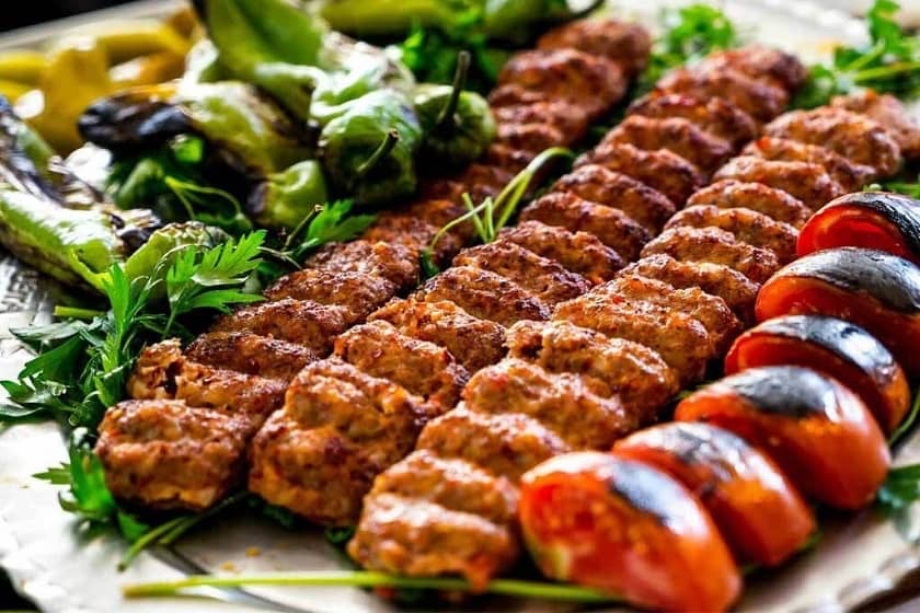 King kabob & Gyro | 8241 Tampa Ave, Reseda, CA 91335, USA | Phone: (818) 818-5090