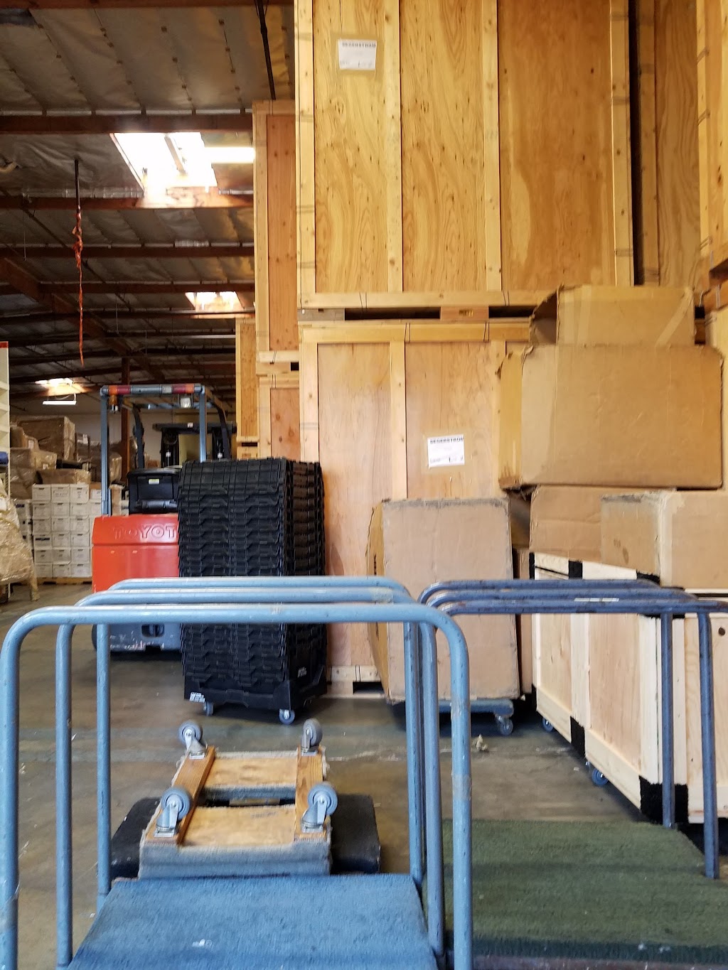 Costa Mesa Moving Co., Inc. | 2614 Oak St, Santa Ana, CA 92707, USA | Phone: (714) 241-1673