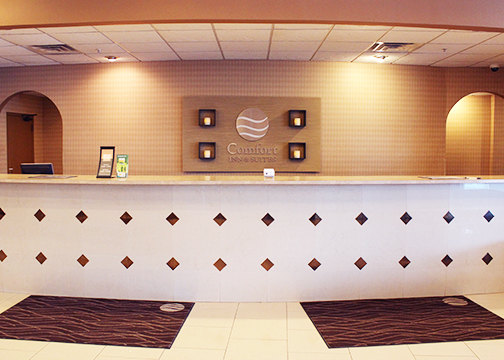 Comfort Inn & Suites Omaha Central | 7007 Grover St, Omaha, NE 68106, USA | Phone: (531) 213-4085