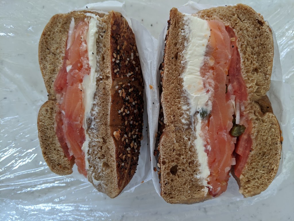 The Bagel House | 324 Main St, Lodi, NJ 07644, USA | Phone: (973) 928-5200