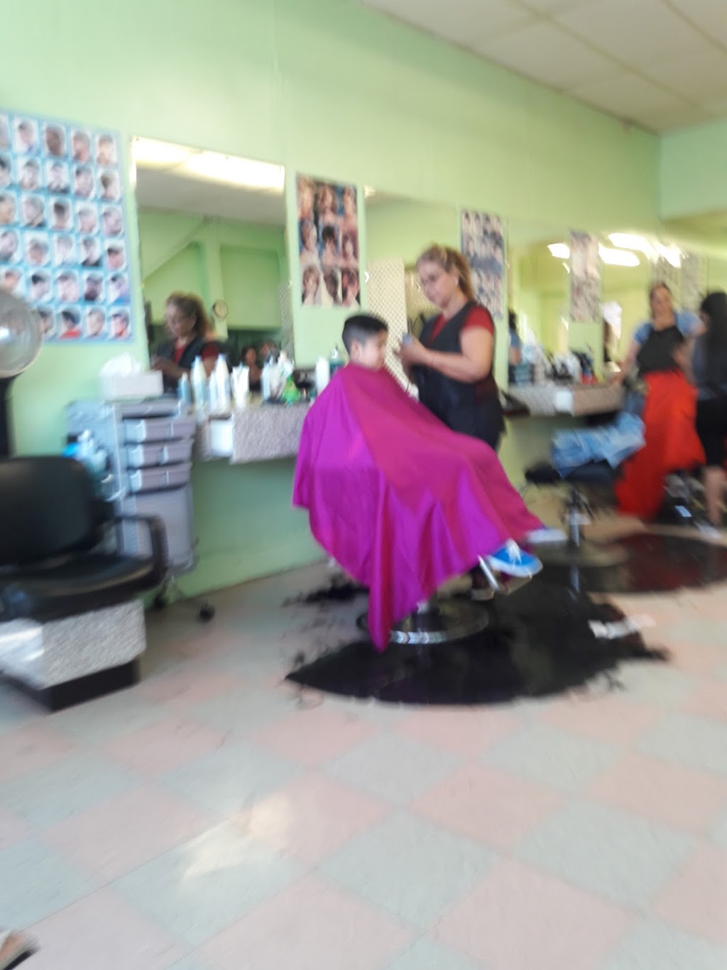 Stephanies Beauty Salon | 2301 E 7th St, Long Beach, CA 90804 | Phone: (562) 856-3628