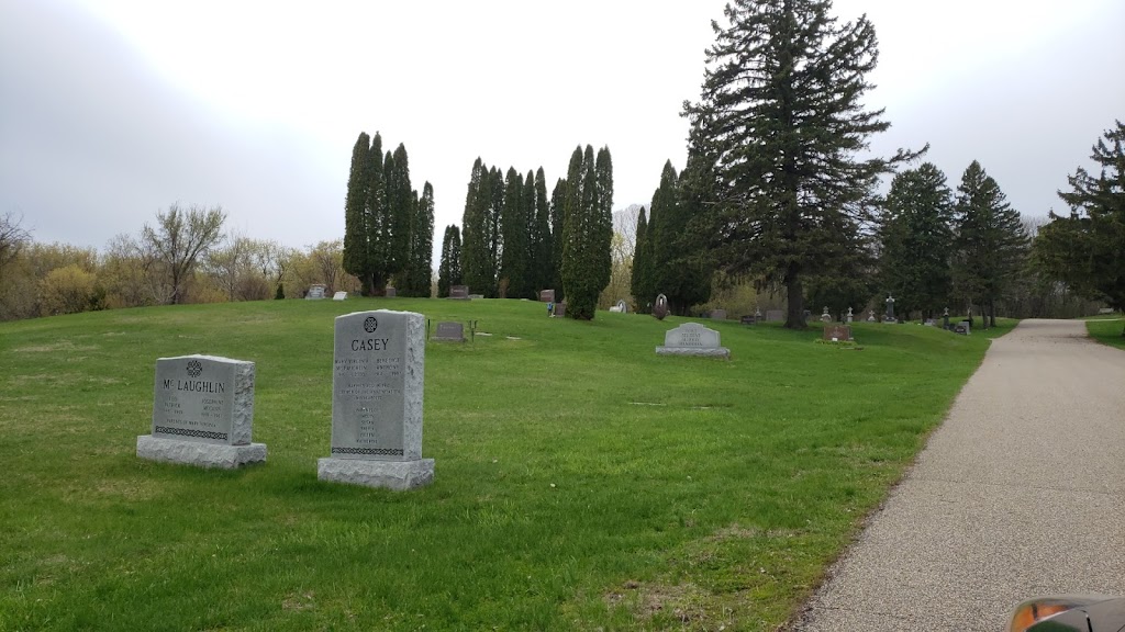 St. Patricks Cemetery | 10499 Rich Valley Blvd, Inver Grove Heights, MN 55077, USA | Phone: (651) 455-6624