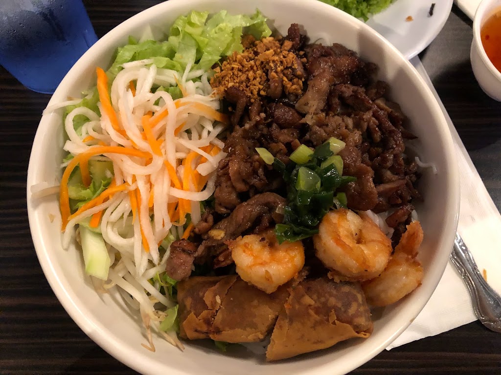 Viet Taste | 2377 N Hicks Rd, Palatine, IL 60074, USA | Phone: (847) 907-4150