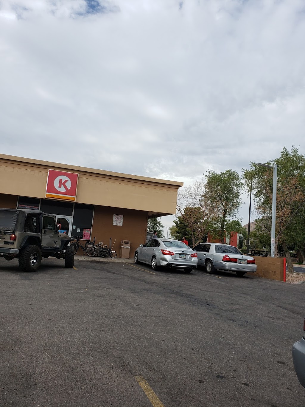 Circle K | 6901 E Indian School Rd, Scottsdale, AZ 85251, USA | Phone: (480) 947-9827