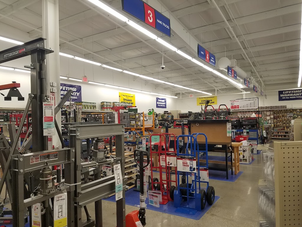 Harbor Freight Tools | 30990 US Hwy 19 N, Palm Harbor, FL 34684, USA | Phone: (727) 772-5724