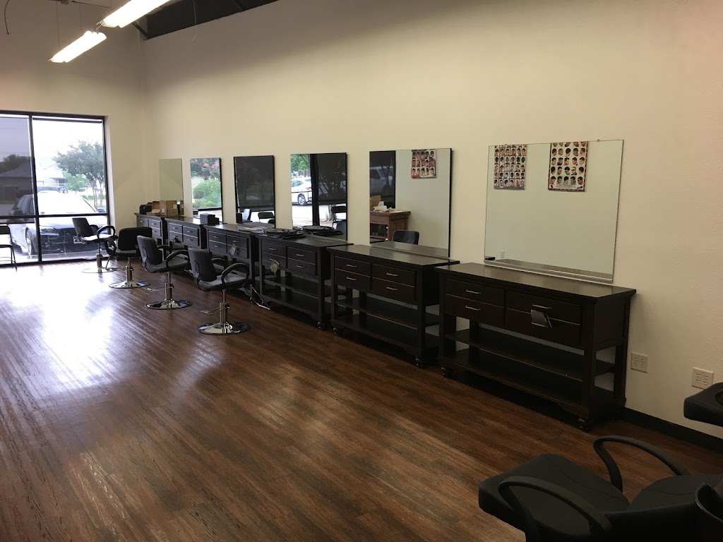 MC Hair Salon | 121 C, Hall Professional Center, Kyle, TX 78640, USA | Phone: (512) 256-5224