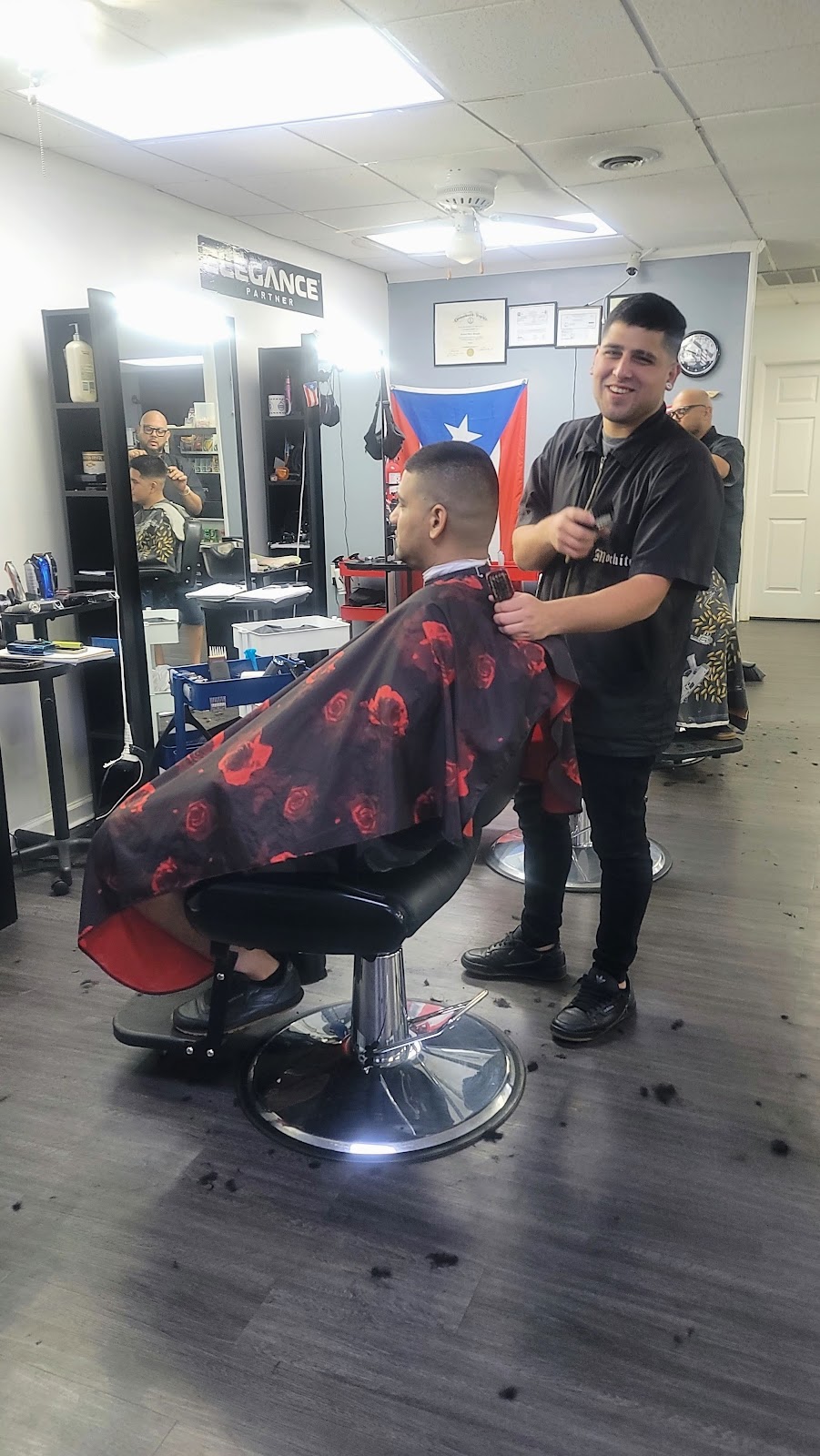 Moises Latin Cuts | 1141 Independence Blvd, Virginia Beach, VA 23455, USA | Phone: (757) 698-0524