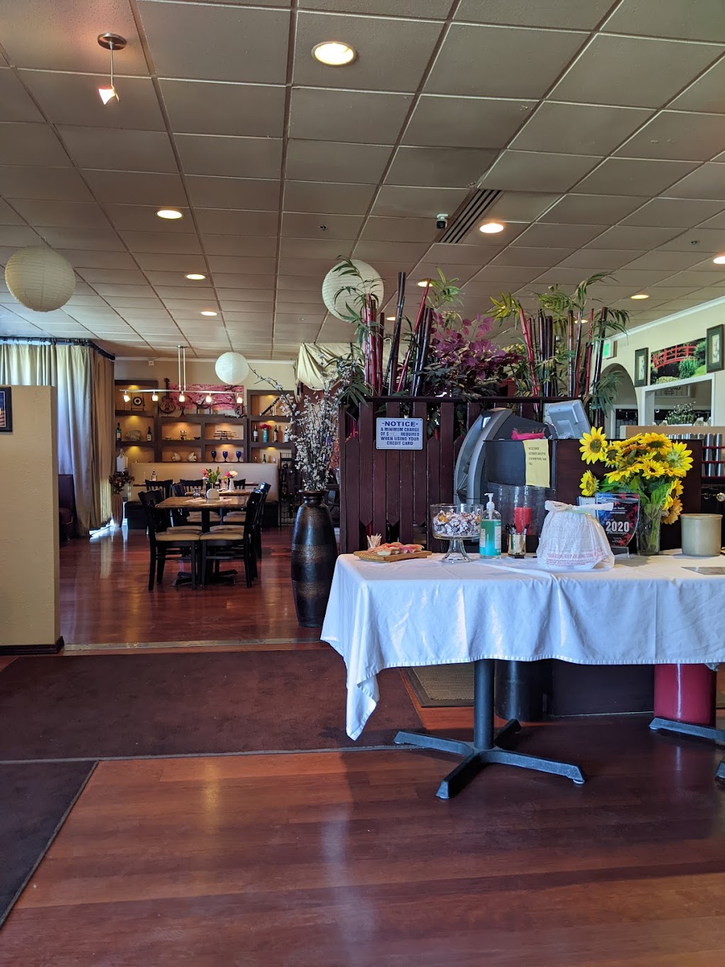 I Luv Sushi | 9220 Lake Otis Pkwy, Anchorage, AK 99507, USA | Phone: (907) 344-7797