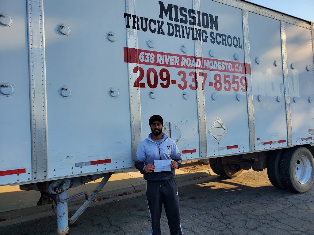 Mission Truck driving school | 638 River Rd, Modesto, CA 95351, USA | Phone: (209) 337-8559