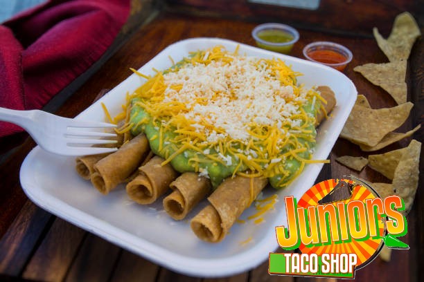 Juniors Taco Shop | 1680 S Melrose Dr #110, Vista, CA 92081, USA | Phone: (760) 727-3366