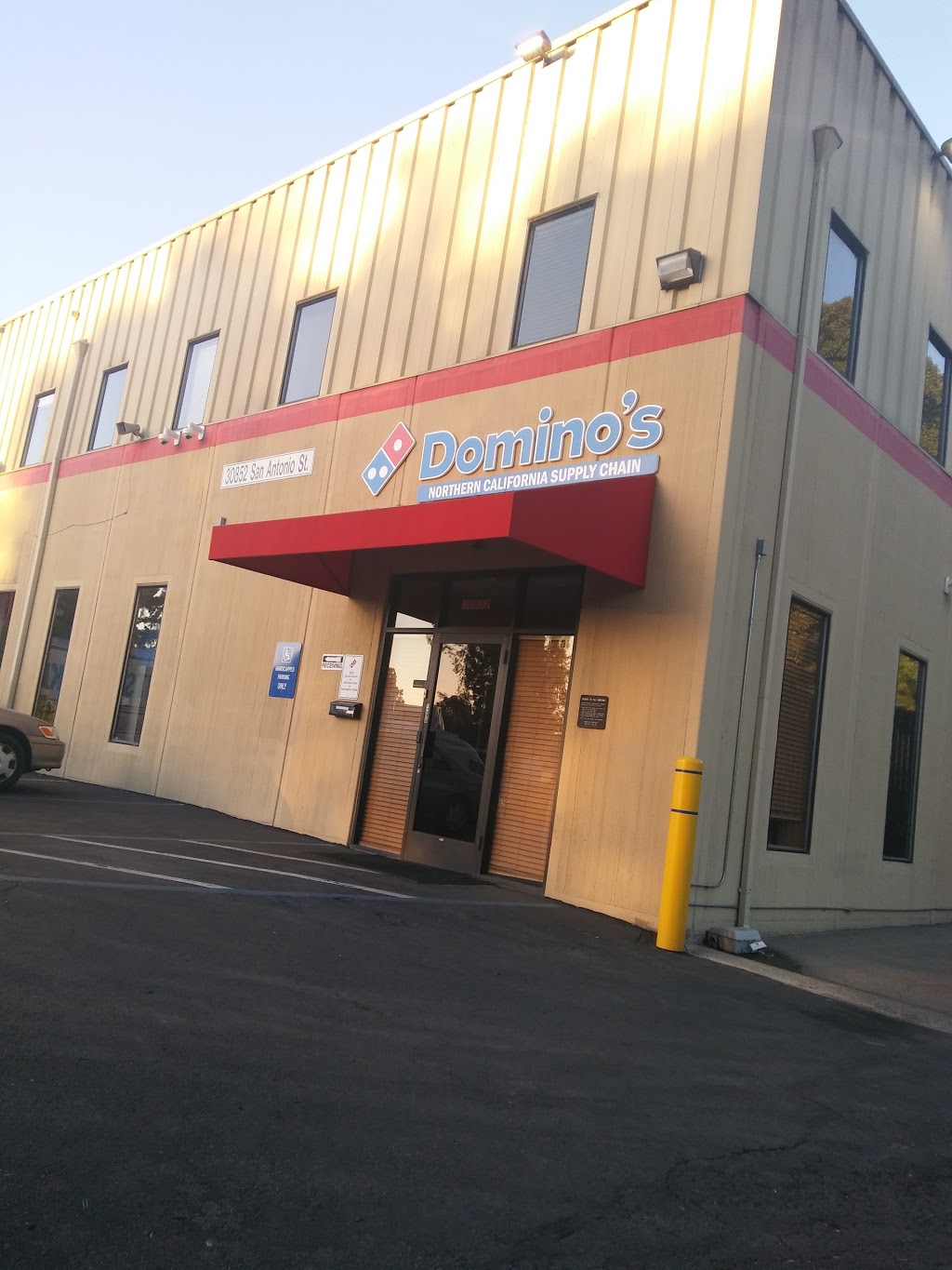 Dominos Pizza Distribution Supply Chain Center | 30852 San Antonio St, Hayward, CA 94544, USA | Phone: (510) 489-0333