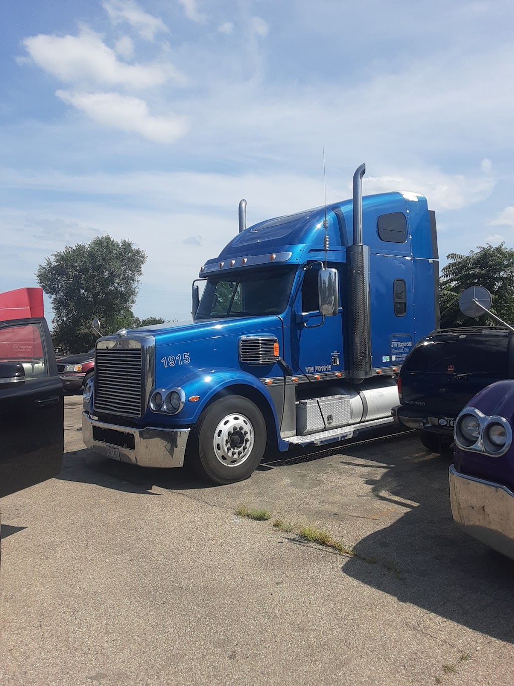 LGR Trucking Inc | 10085 Mosteller Ln, West Chester Township, OH 45069, USA | Phone: (513) 772-1510