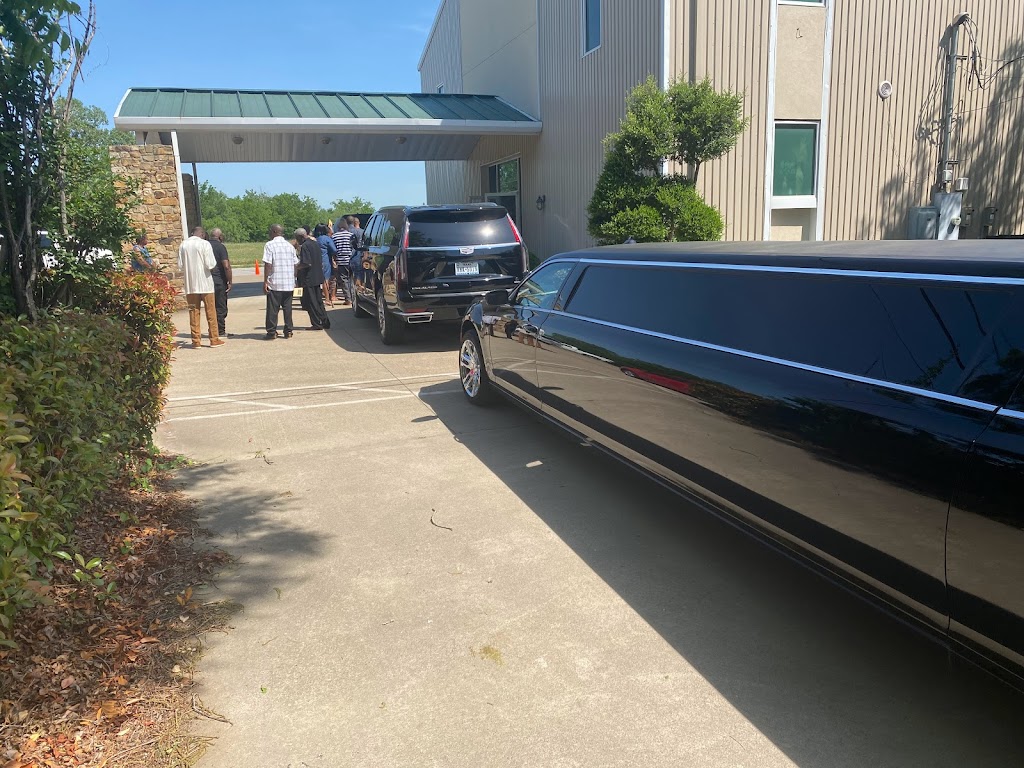 Mcclelland Limo Service | 7521Grass, Valley Trail, Fort Worth, TX 76123, USA | Phone: (817) 705-9117