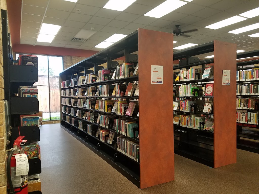 Fort Worth Public Library - Riverside | 2913 Yucca Ave, Fort Worth, TX 76111, USA | Phone: (817) 392-5560