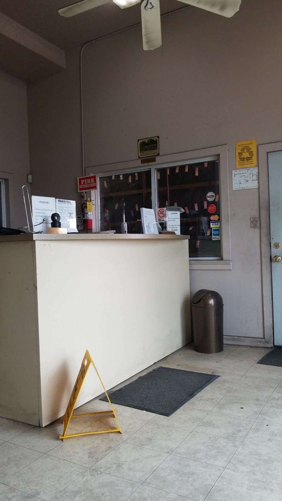 Fix-O-Flat - West Belleville | 5505 N Belt W, Belleville, IL 62226, USA | Phone: (618) 233-8749