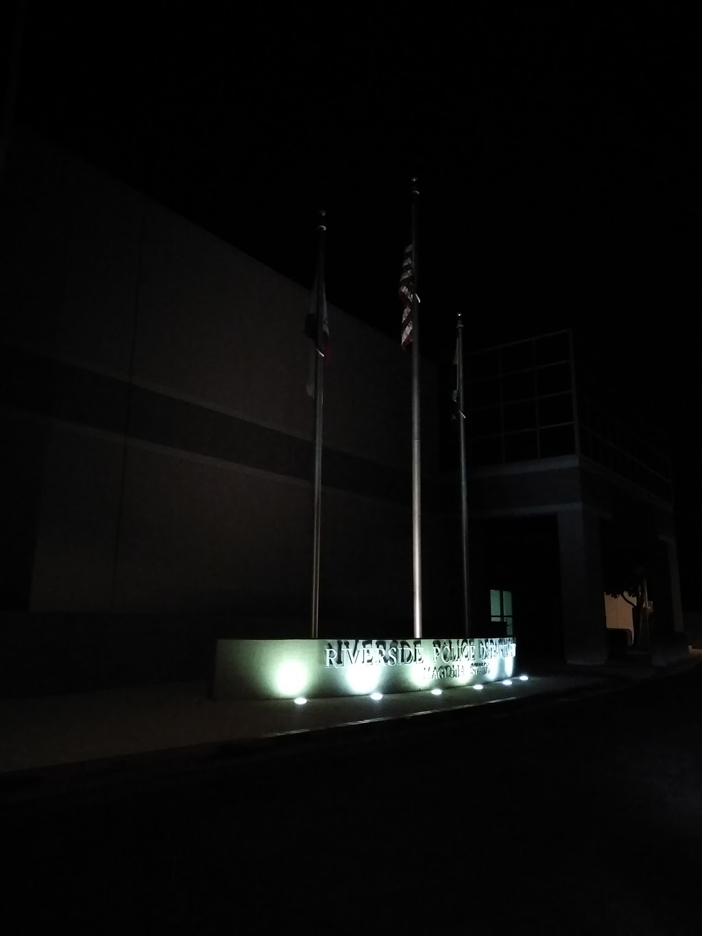 Riverside Police Department | 10540 Magnolia Ave, Riverside, CA 92505, USA | Phone: (951) 826-5700