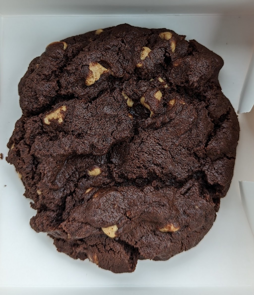 Crumbl Cookies - Chantilly | 14337 Newbrook Dr Suite #503, Chantilly, VA 20151, USA | Phone: (571) 353-3365