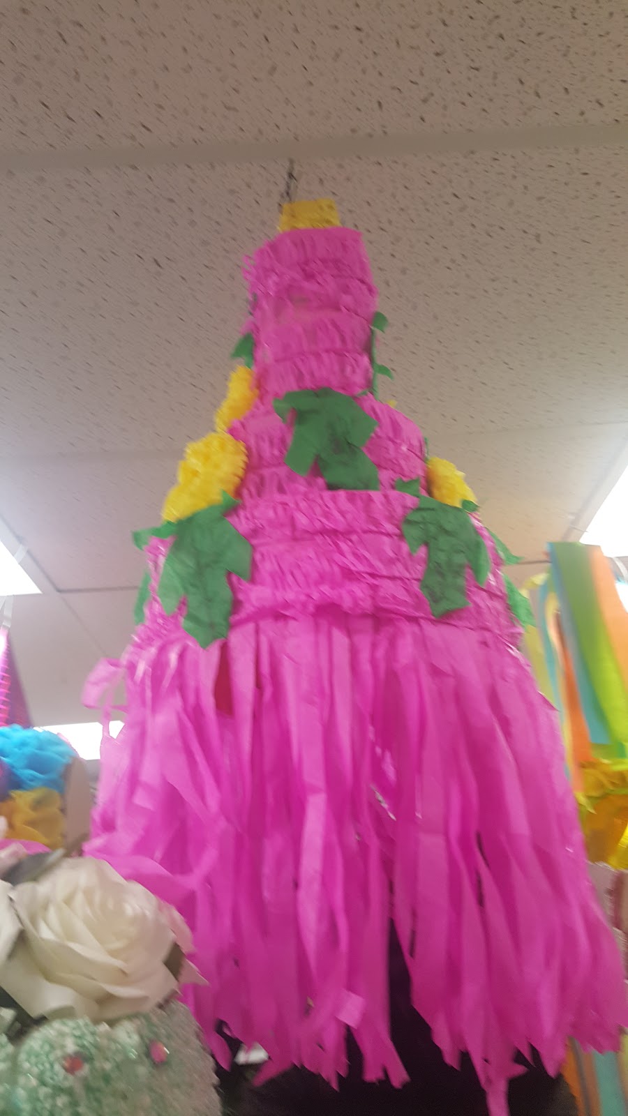 Pinata Party Supply | 31796 Casino Dr # K, Lake Elsinore, CA 92530, USA | Phone: (951) 322-2568