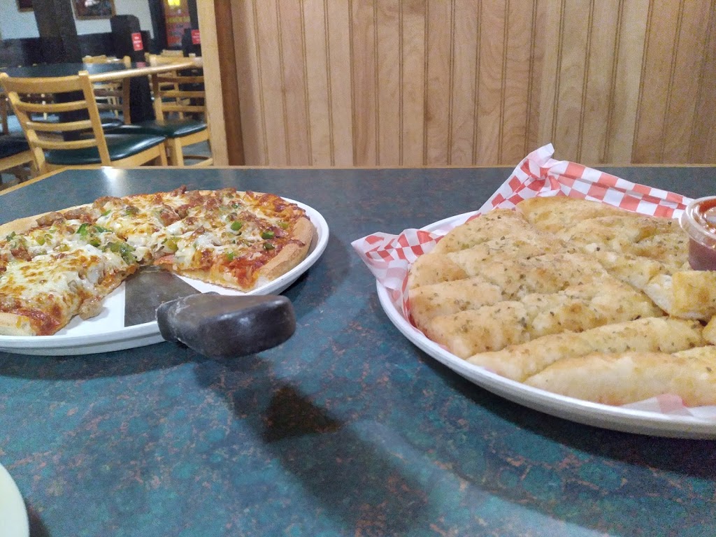 Godfathers Pizza | 7450 Unity Ave N, Brooklyn Park, MN 55443, USA | Phone: (763) 560-2667