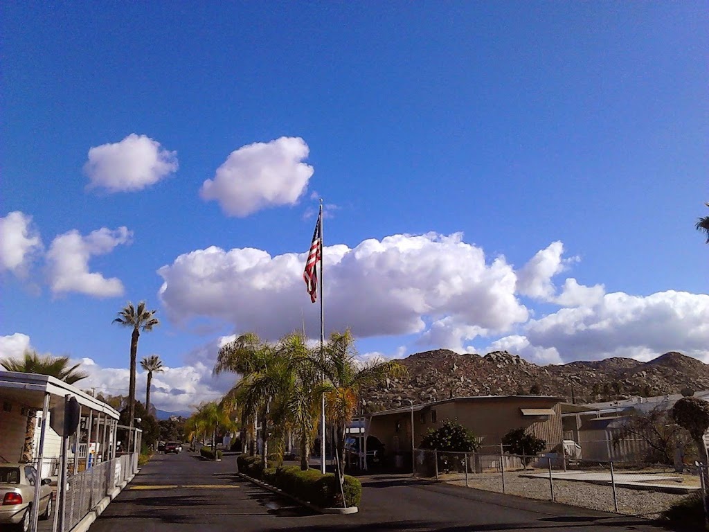 Santa Rosa Mobile Home Community | 1455 S State St, Hemet, CA 92543, USA | Phone: (951) 658-1816