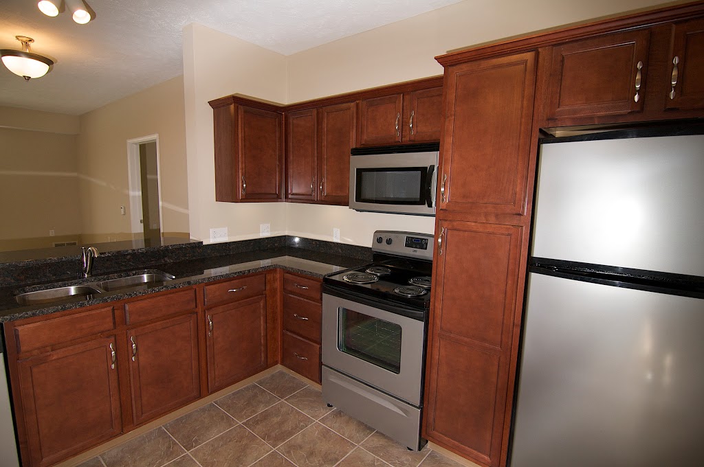 Carrington Court Apartments | 34500 Brookmeade Pl, Solon, OH 44139, USA | Phone: (440) 248-1814