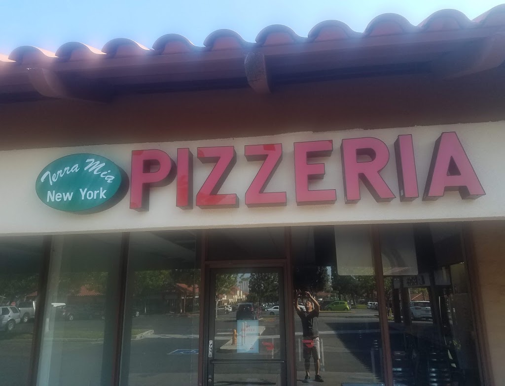 Terra Mia Pizzeria | 24731 Alicia Pkwy, Laguna Hills, CA 92653, USA | Phone: (949) 837-7266