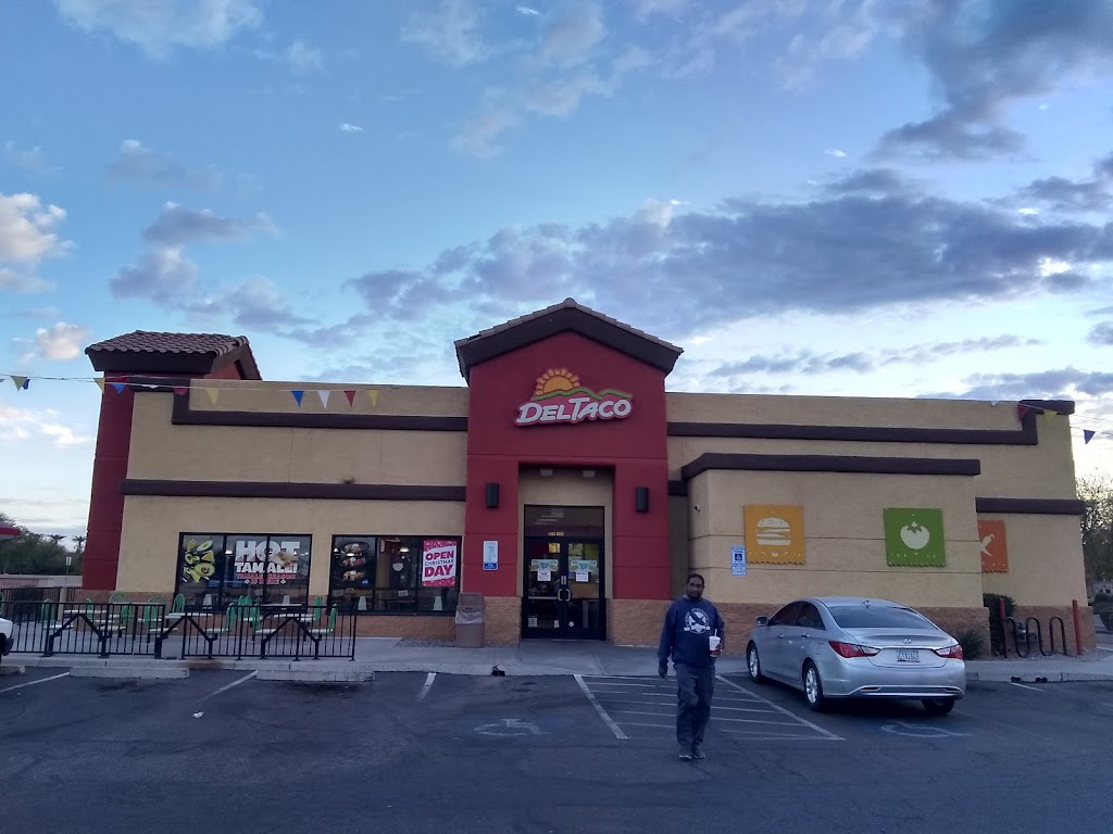 Del Taco | 1864 S Country Club Dr, Mesa, AZ 85210, USA | Phone: (480) 964-0054