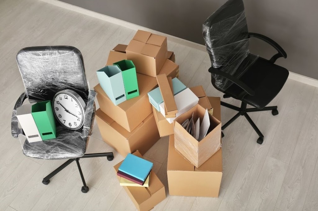 Super Movers of Windsor-Essex | 4616 Jenkela Ct Unit 388, Windsor, ON N9G 3C4, Canada | Phone: (226) 241-7574