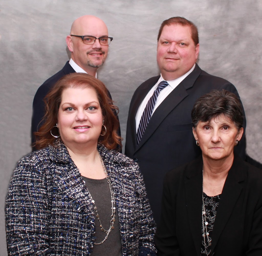 Lakes Funeral Home and Cremation Services | 203 N Dogwood Dr, Berea, KY 40403 | Phone: (859) 986-8416