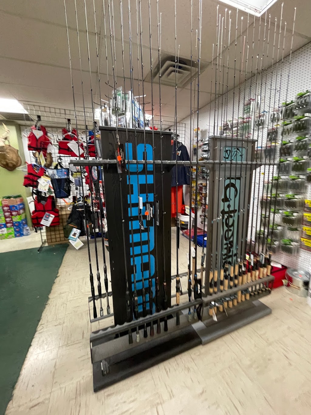 Curtsingers Sunrise Outfitters LLC | 1389 Old Stanford Rd, Danville, KY 40422, USA | Phone: (859) 236-7030