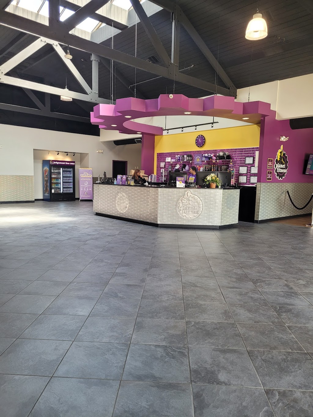 Planet Fitness | 2255 Main St, Longmont, CO 80501, USA | Phone: (303) 776-6800