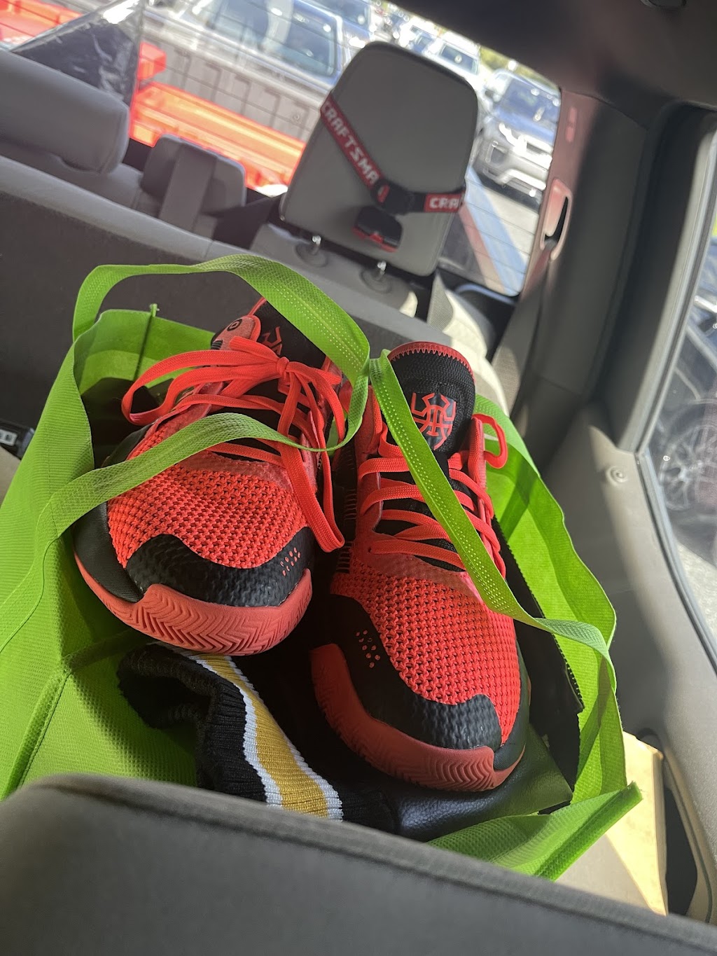 Platos Closet | 1926 Bruce B Downs Blvd, Wesley Chapel, FL 33543, USA | Phone: (813) 994-7770 Platos Closet | 1926 Bruce B Downs Blvd, Wesley Chapel, FL 33543, USA | Phone: (813) 994-7770