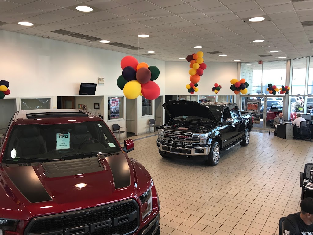 Weber Ford | 3465 Progress Pkwy, Granite City, IL 62040, USA | Phone: (618) 452-5400