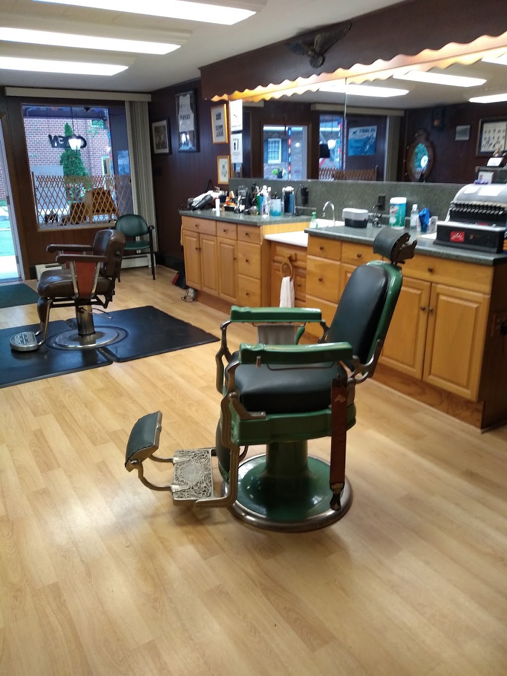 Angellos Barber Shop | 57 S Reading Ave, Boyertown, PA 19512, USA | Phone: (610) 473-7722