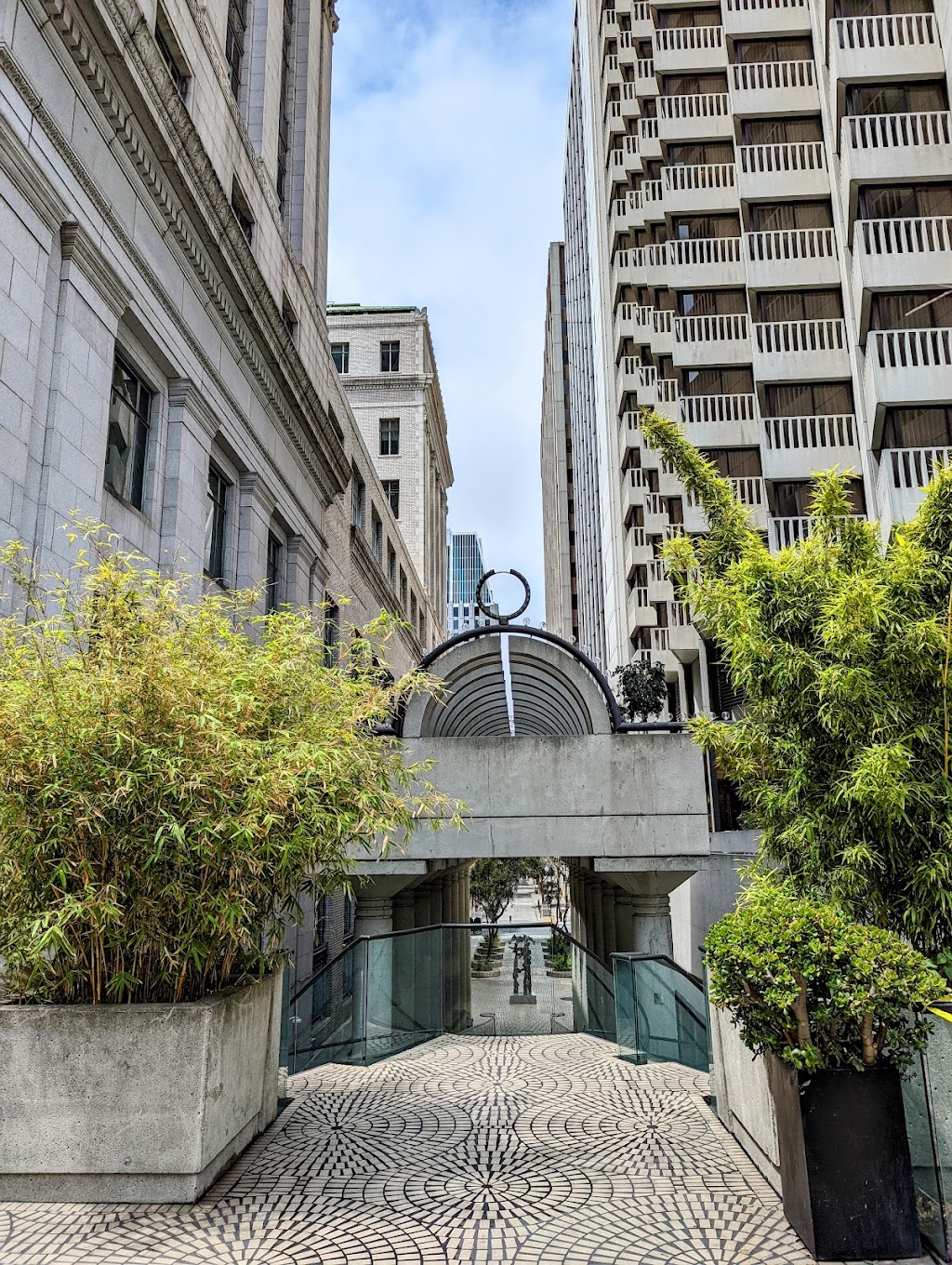 Free SF Tour | 399 Post St, San Francisco, CA 94102, USA | Phone: (415) 503-7199