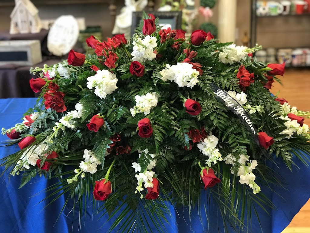 Village Florist | 5015 Atwood Dr, Richmond, KY 40475, USA | Phone: (859) 623-0340