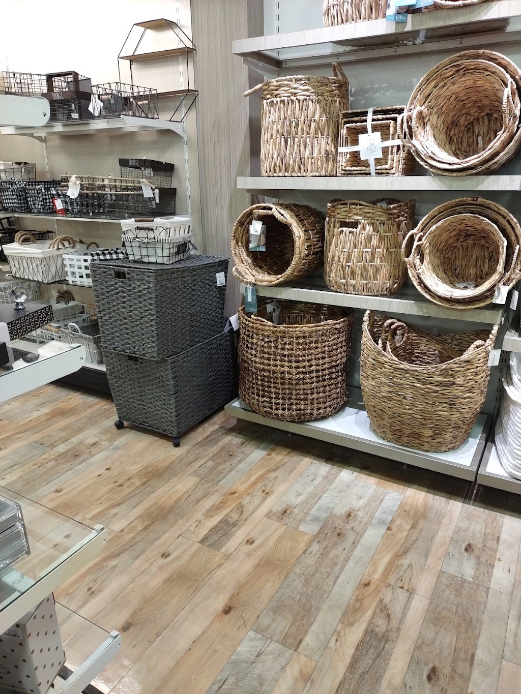 HomeGoods | 10225 Research Blvd, Austin, TX 78759, USA | Phone: (512) 241-0052