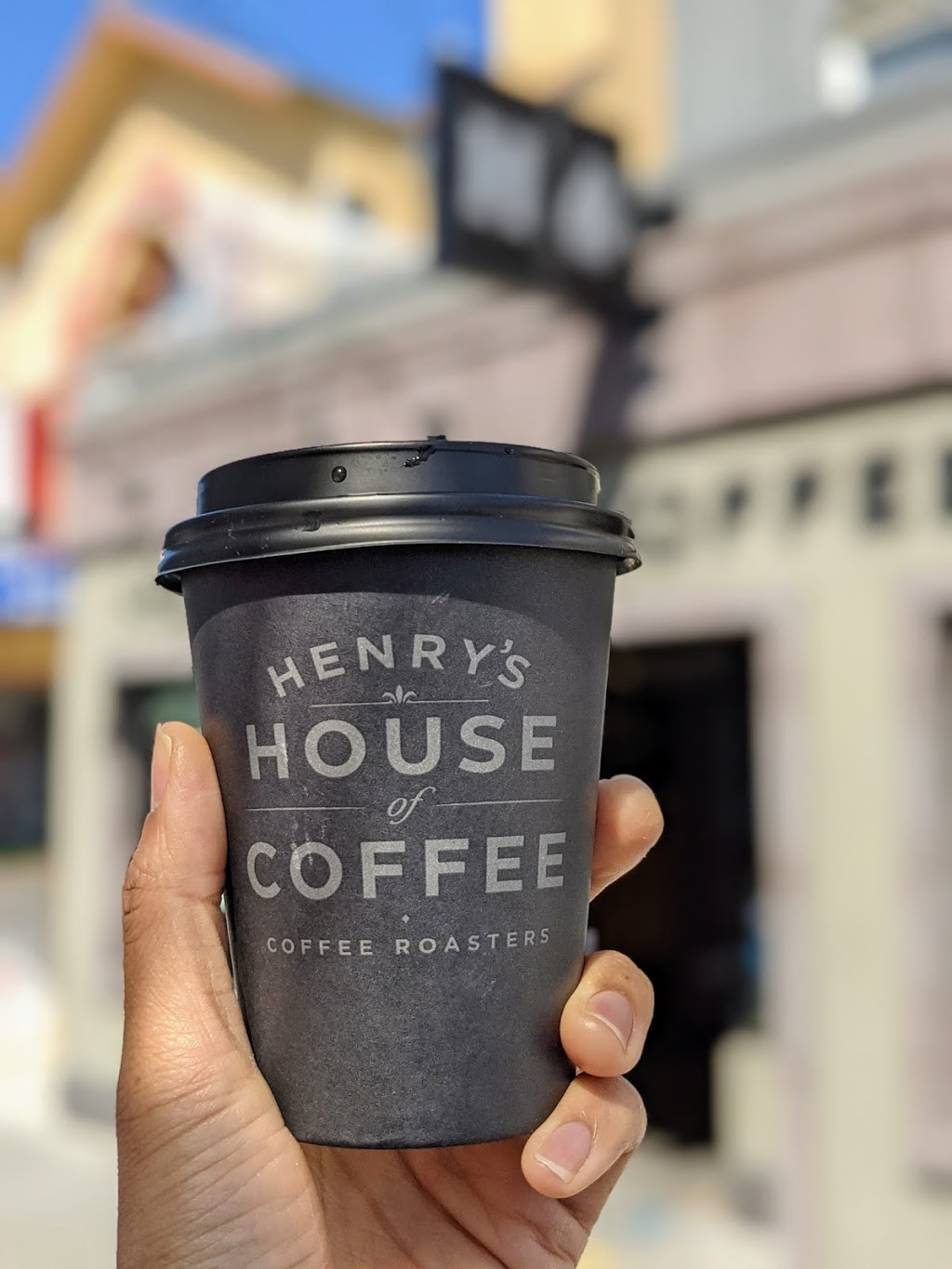Henrys House of Coffee | 1618 Noriega St, San Francisco, CA 94122, USA | Phone: (415) 681-9363