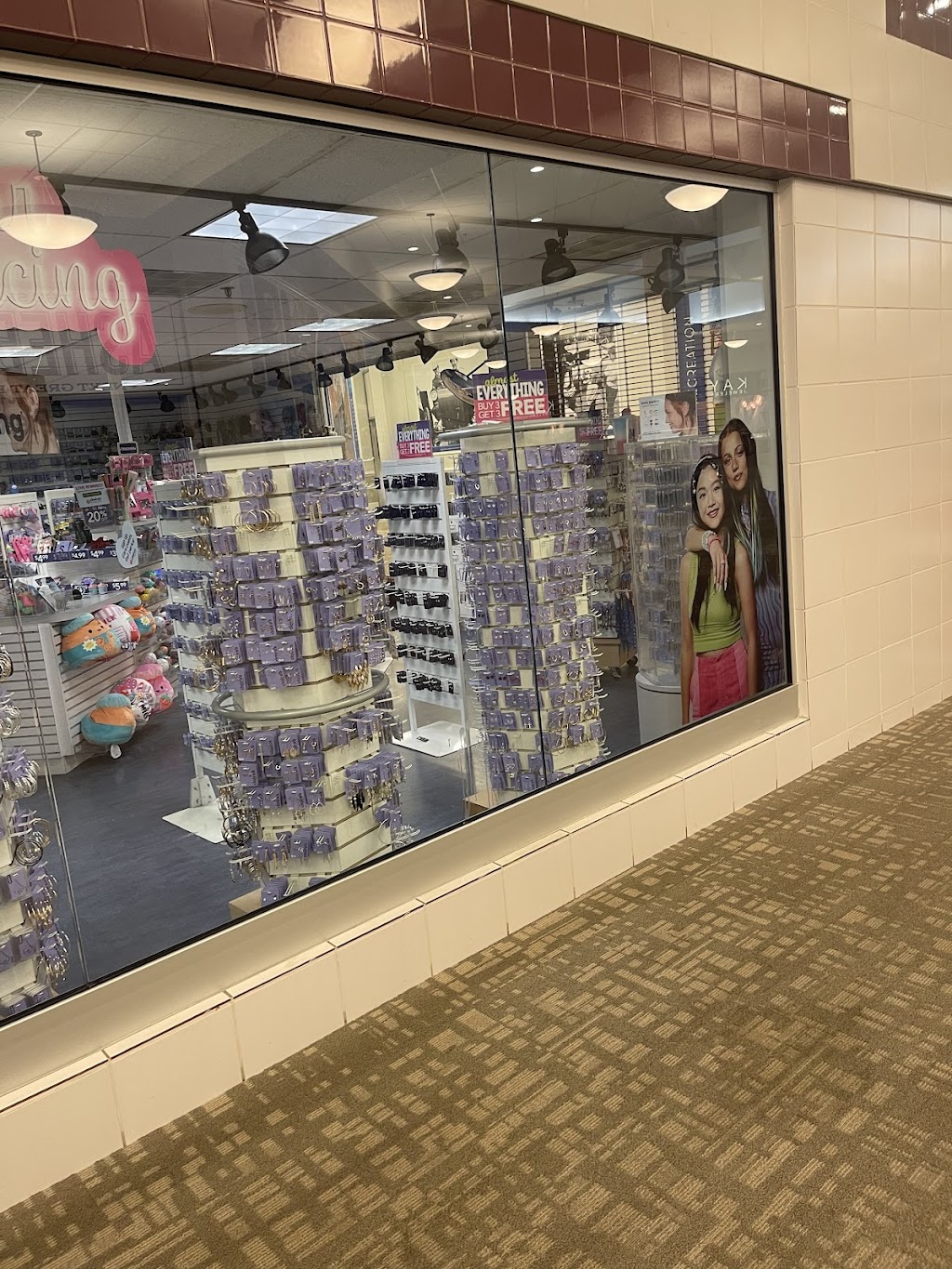 Claires | 2282 N Fayetteville St, Asheboro, NC 27203, USA | Phone: (336) 629-7994