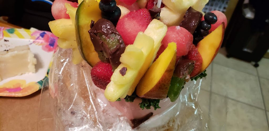 Edible Arrangements | 8300 Tamarack Village Suite 108, Woodbury, MN 55125, USA | Phone: (651) 330-9653